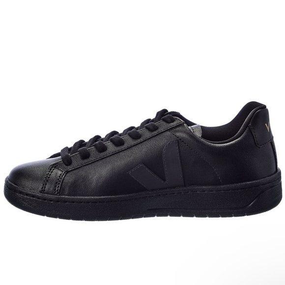 VEJA Urca CWL Sneaker - Picture 2 of 5